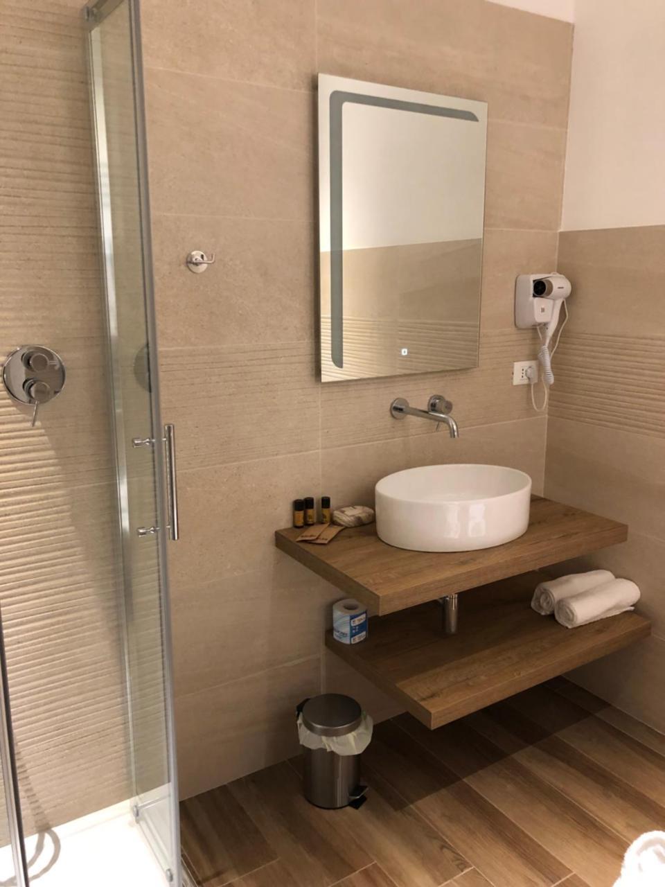 Casablanca Hotel تْشيفيتانوفا ماركي المظهر الخارجي الصورة
